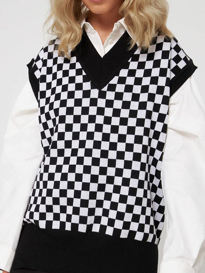 Checkered V-Neck Cap Sleeve Sweater